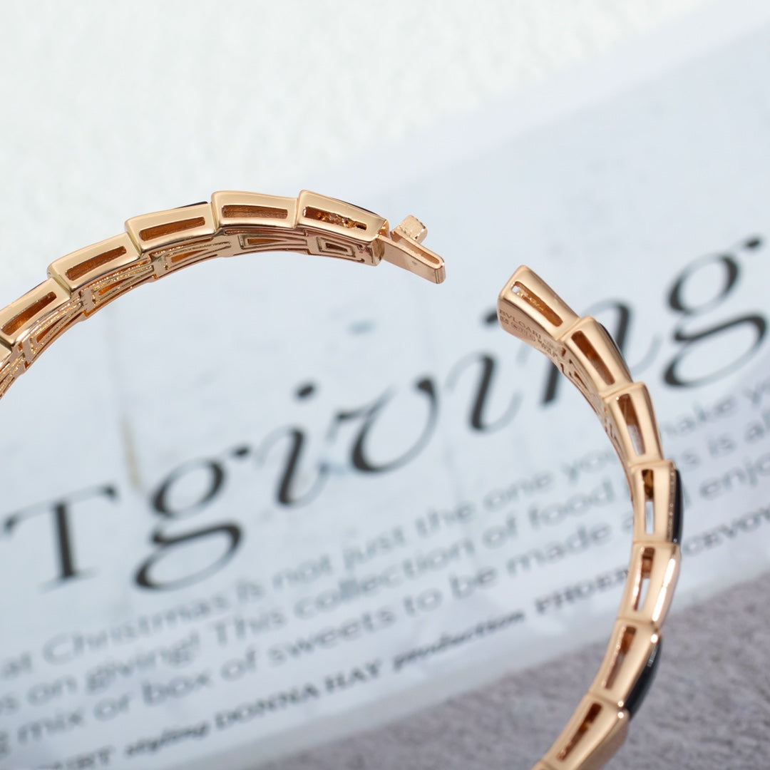 [Shinejoy]SERPENTI BRACELET PINK GOLD ONYX