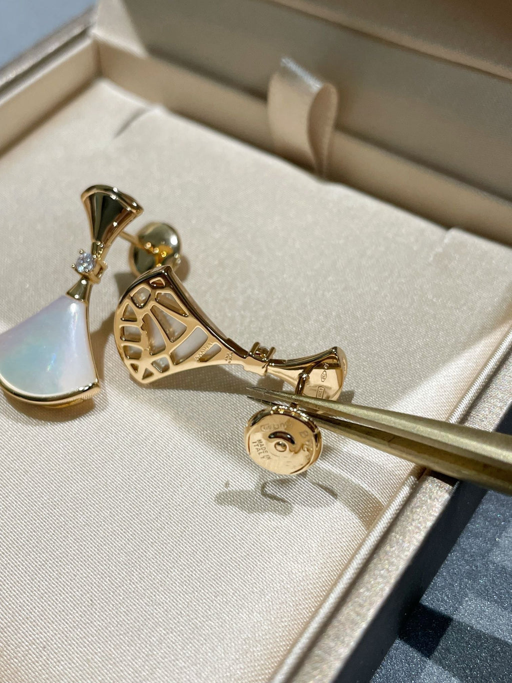 [Shinejoy]DREAM MOP 1 DIAMOND EARRINGS