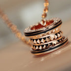 [Shinejoy] COLLIER PÉDIENT ROCK ZERO 1 ROSE OR NOIR