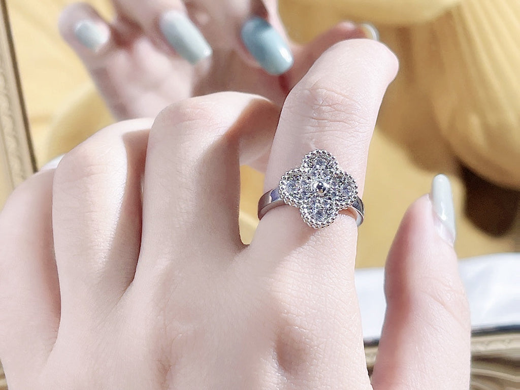 [Shinejoy]CLOVER DIAMOND RING