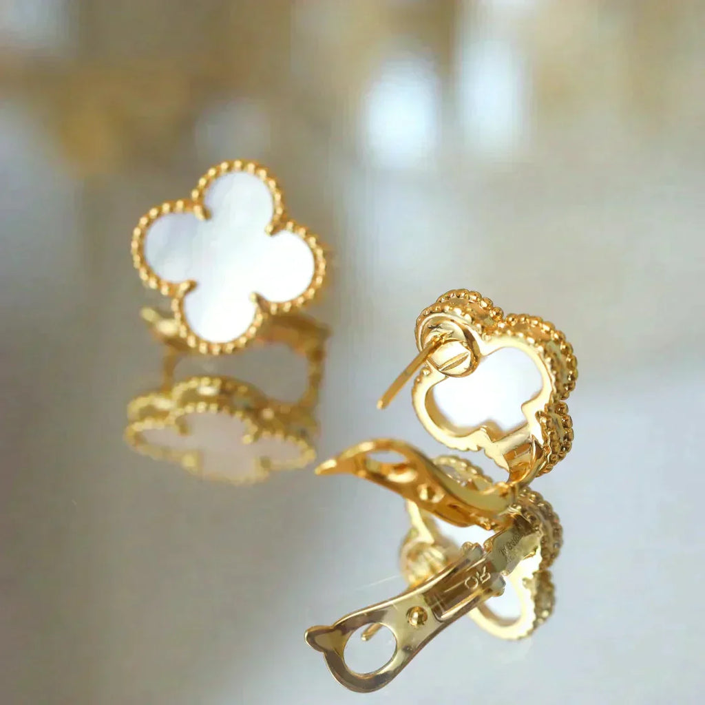 [Shinejoy]Boucles d'oreilles clous CLOVER MEDIUM 1 MOTIFS BLANC MOP