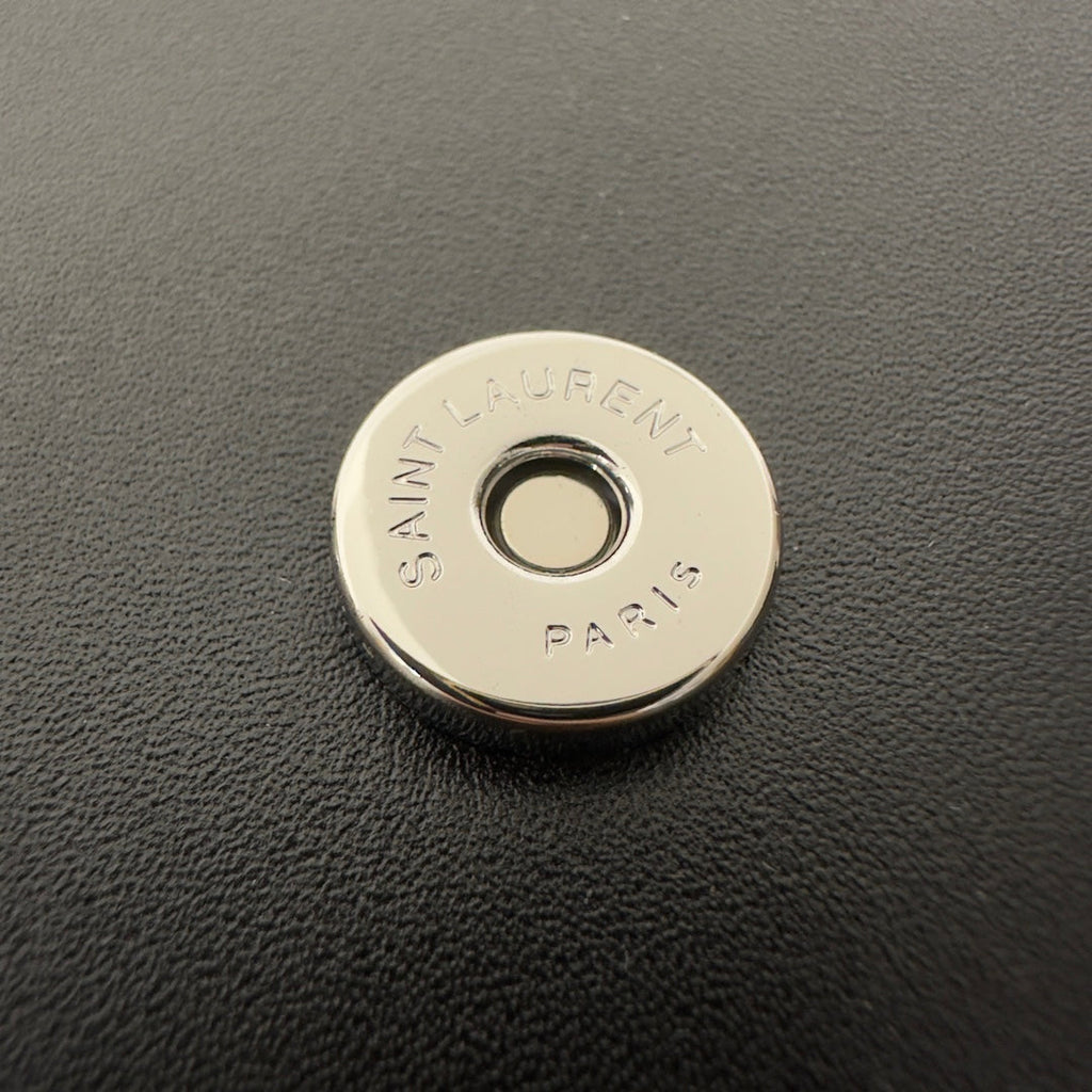 ケイト タッセル 20 ブラック カーフスキン シルバーロゴ