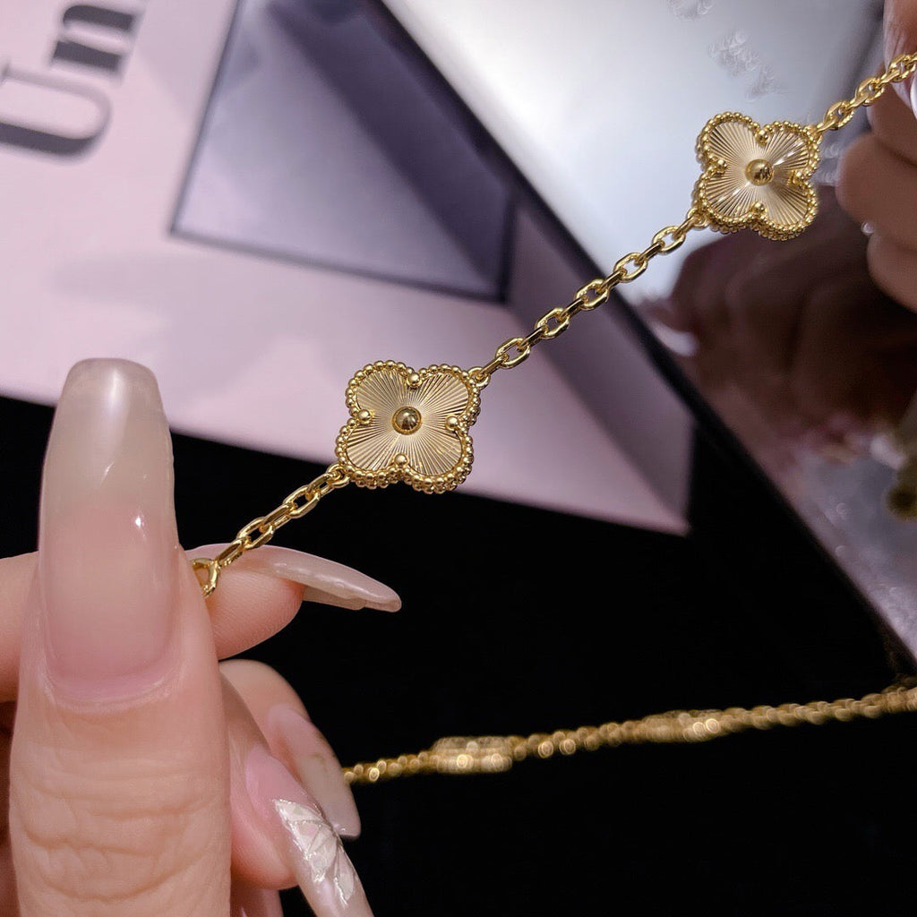 [Shinejoy] COLLIER LASER CLOVER 10 MOTIFS