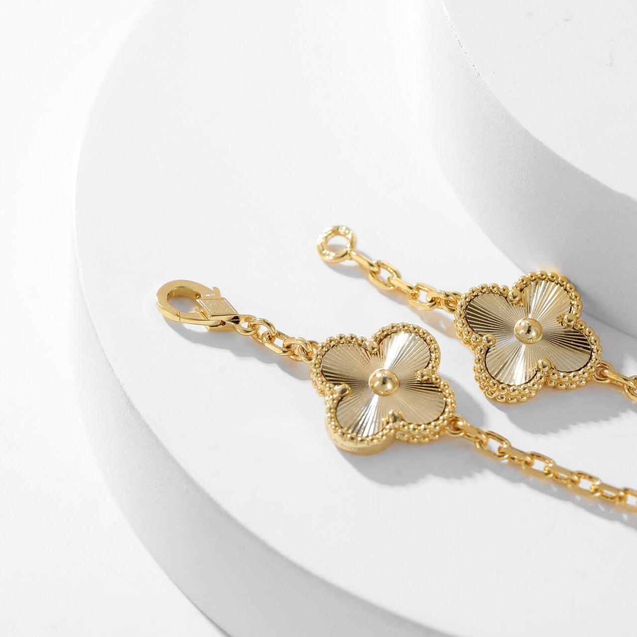 [Shinejoy] COLLIER LASER CLOVER 10 MOTIFS