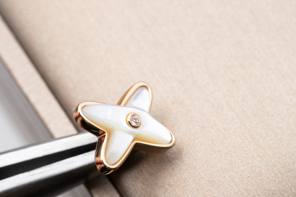 [Shinejoy]JEUX DE WHITE MOP PINK GOLD DIAMOND OREILLES